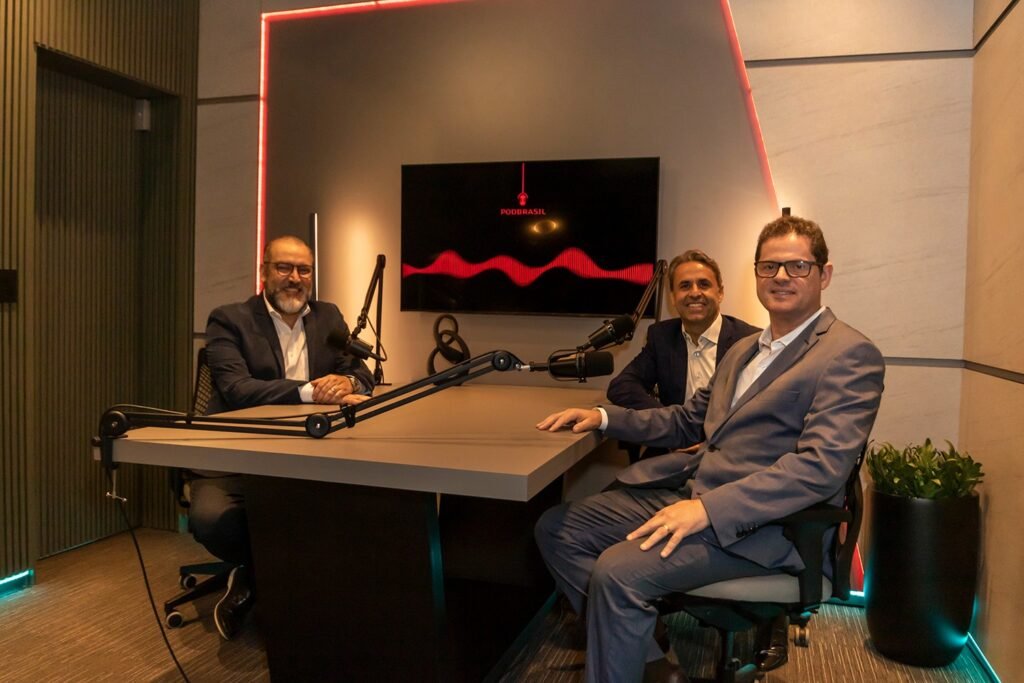 Escritório de advocacia lança podcast jurídico