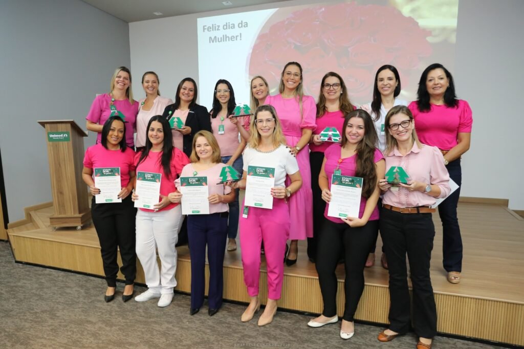 Programa “Falando bem da Gente” homenageia colaboradores da Unimed Ribeirão Preto