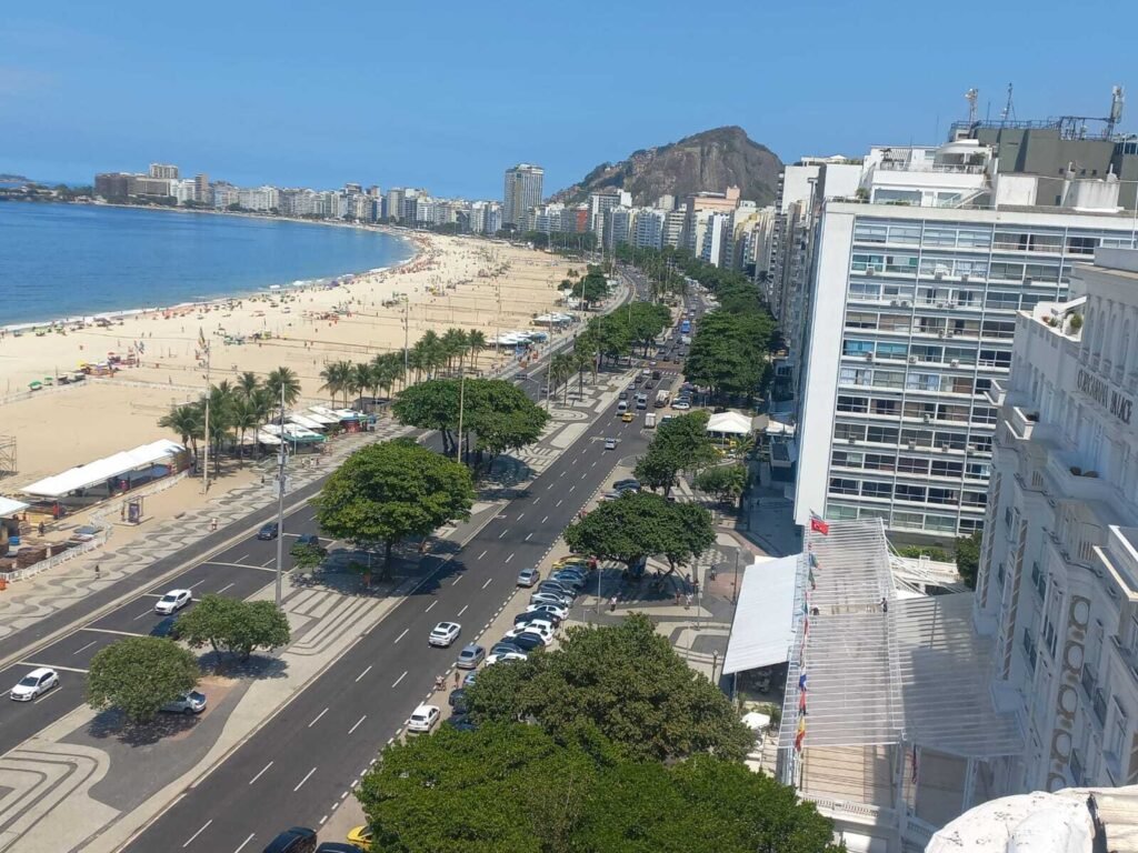O Boticário promove “Camarote do Boti na praia” no Rio de Janeiro com experiência inédita co-criada com fãs da marca