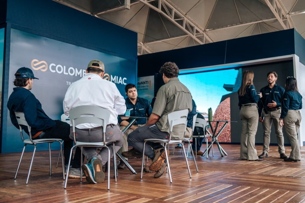 Indústrias Colombo tem presença internacional reforçada na Agrishow 2025
