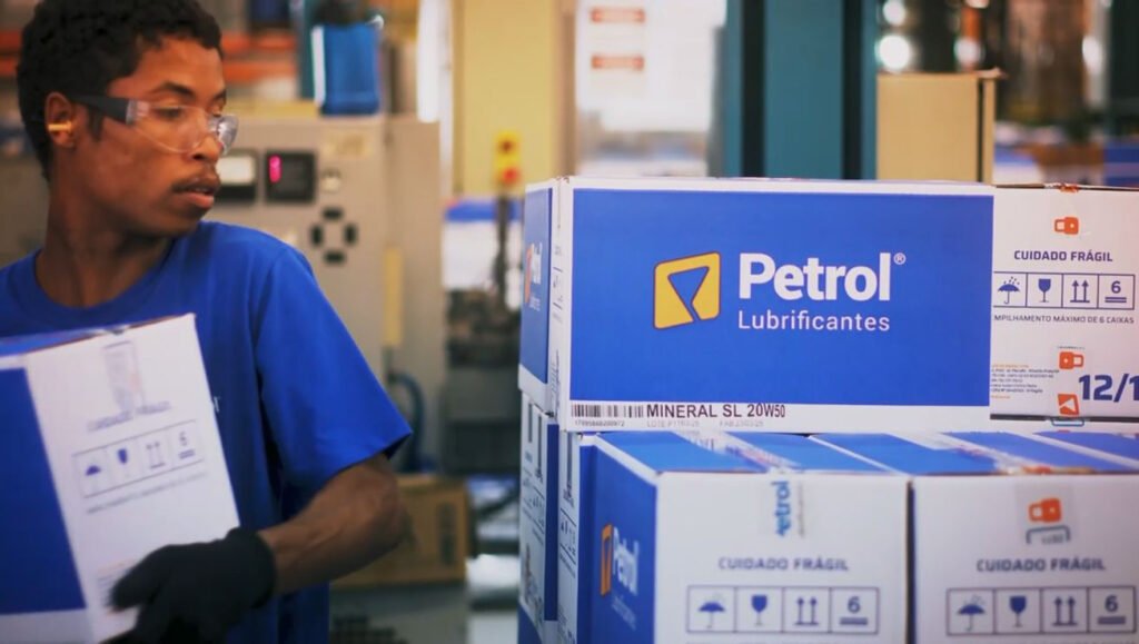 Petrol Lubrificantes marca presença na 3ª Feilub com 58 anos de história e inovação