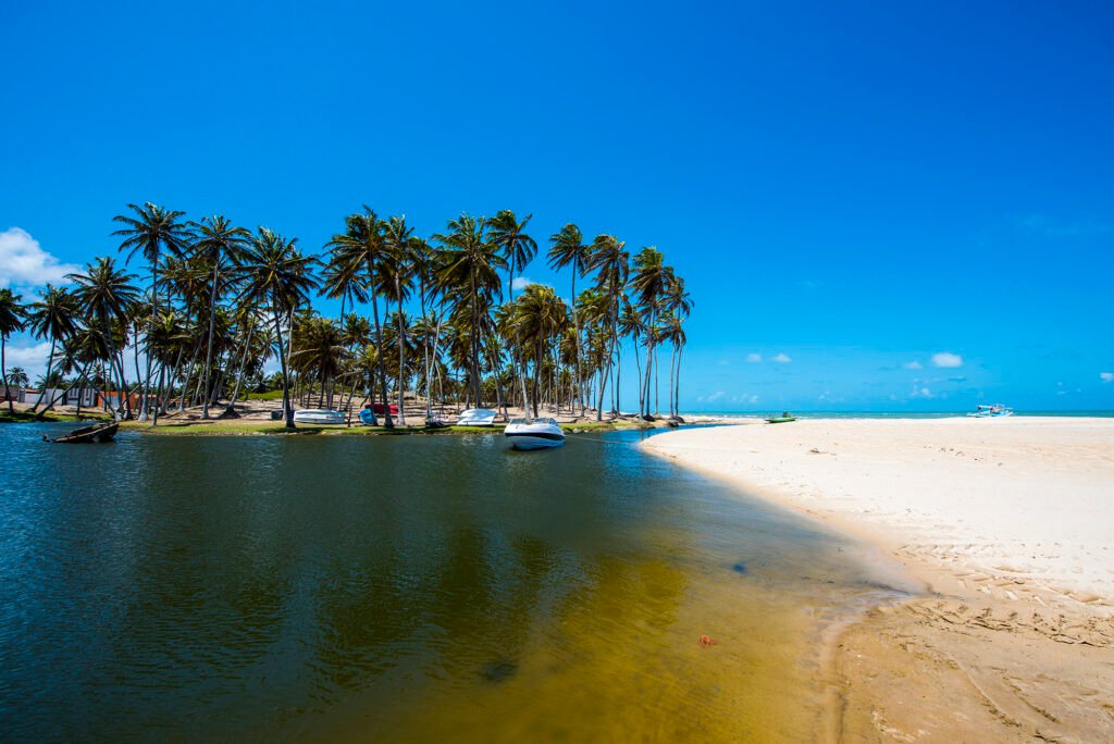 Conheça cinco praias que são um verdadeiro paraíso para famílias nos arredores de Natal