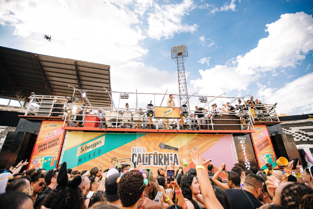 <p>Bloco Califórnia 2026 será realizado no dia 7 de fevereiro, no estádio Palma Travassos<br />
Crédito: Indie Click</p>