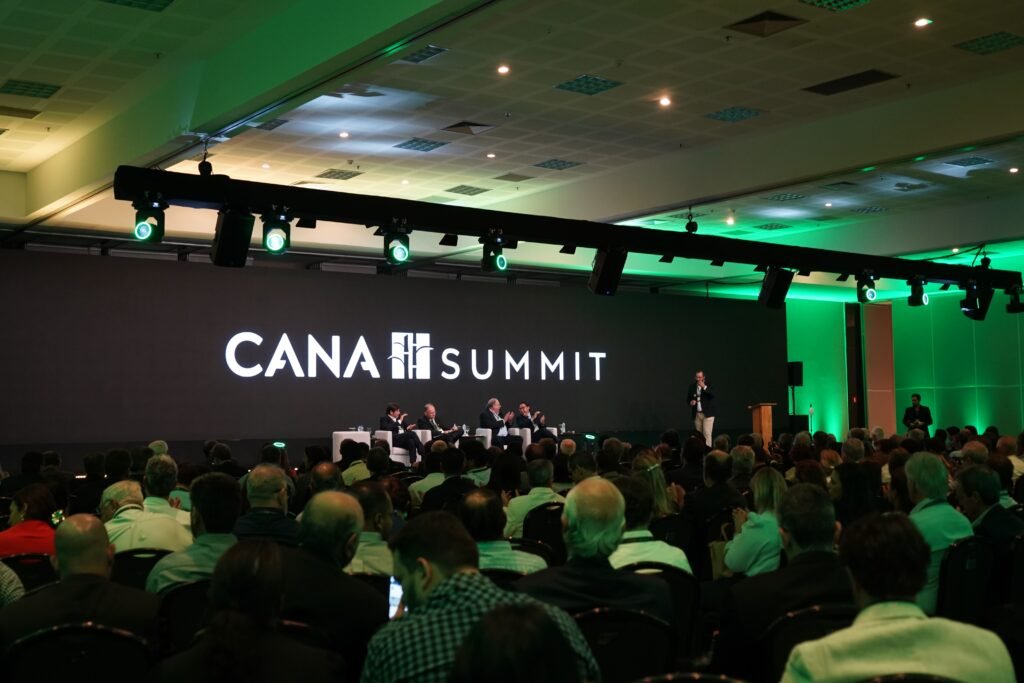 Nos 50 anos de ORPLANA, Cana Summit debate o futuro da produção de cana-de-açúcar