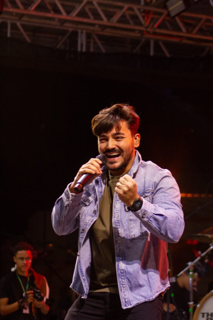 Thiago Brado apresenta o show ESSENCIAL, em Ribeirão Preto