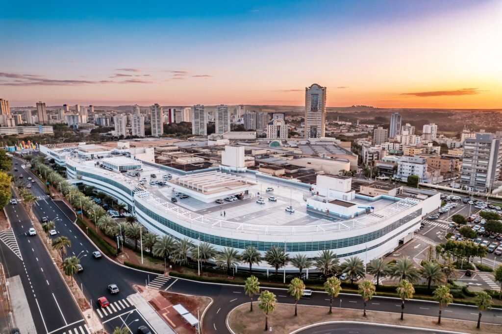 RibeirãoShopping completa 45 anos e amplia atuação com novos serviços e projetos no entorno