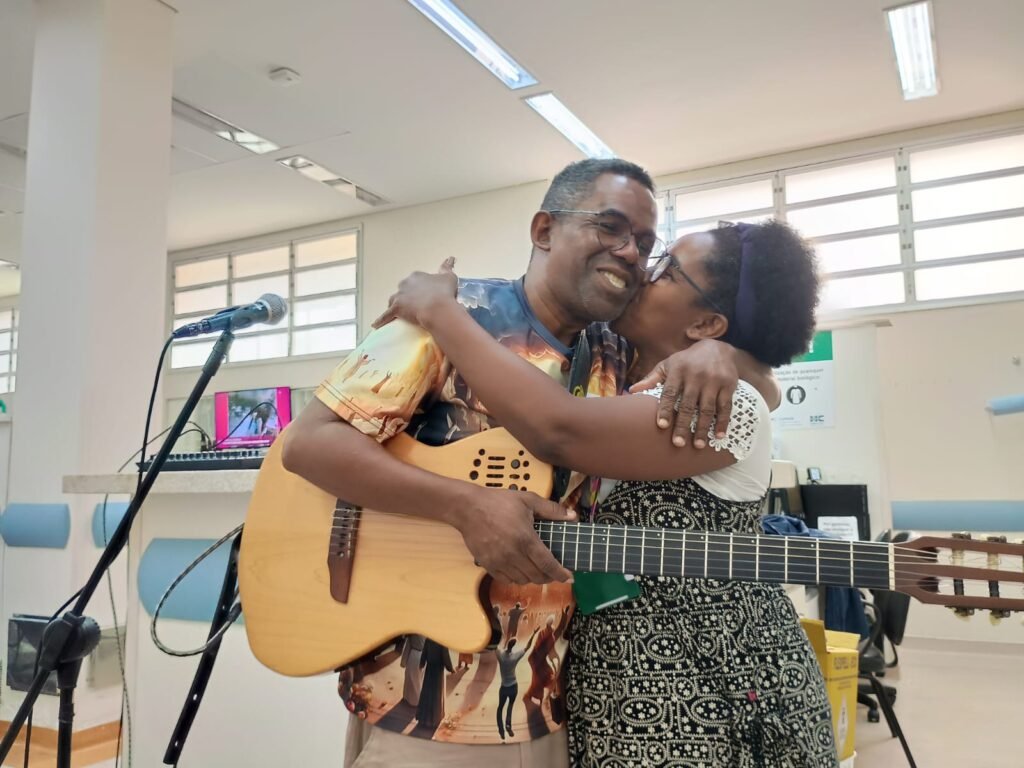 Sentran realiza ação de Dia das Mães em clínicas de hemodiálise de Ribeirão Preto