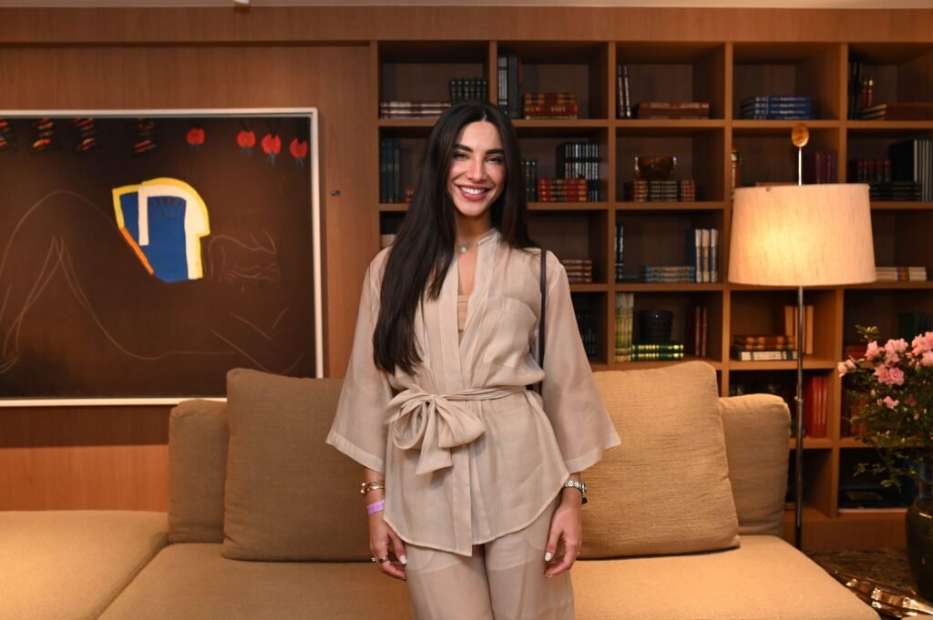 Gabriela Versiani visita a CASACOR Goiás 2026 e prestigia mostra em Goiânia
