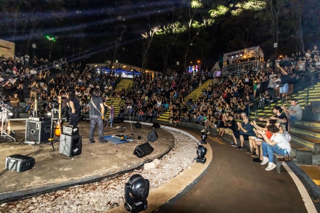 Arena Prog retorna ao Teatro de Arena com tributo ao Pink Floyd, homenagem ao Rush e programação em dois dias