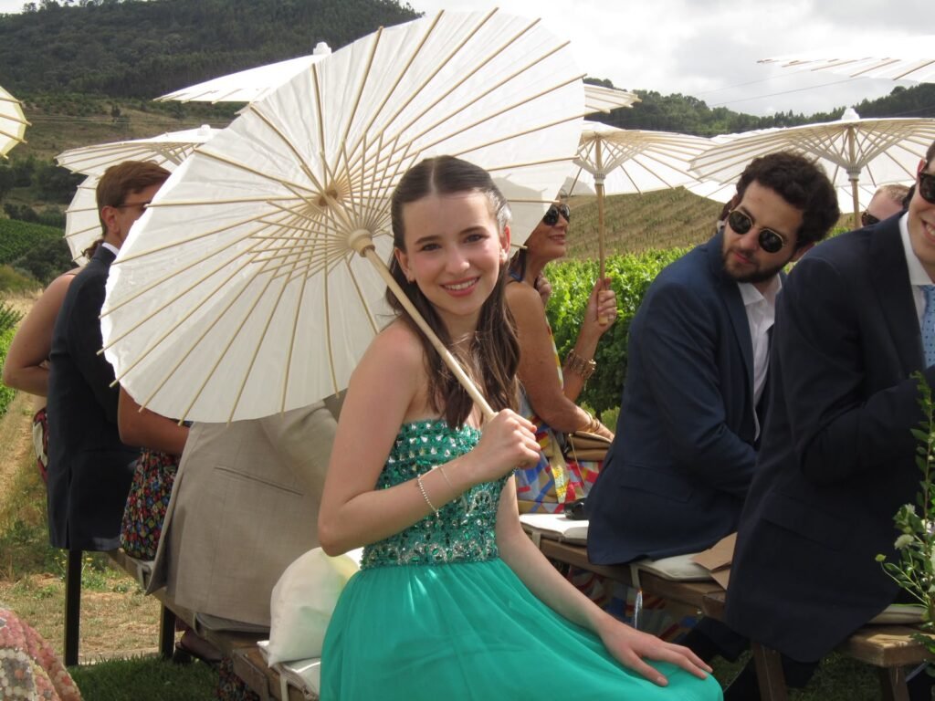 Aos 13 anos, Ana Tasca transforma férias em Portugal em inspiração para novos conteúdos