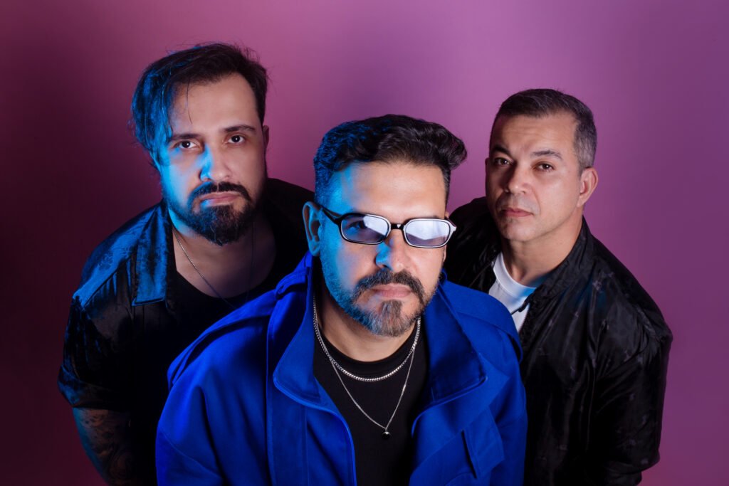 LESO celebra 20 anos de rock autoral e convida Di Ferrero e Rodrigo Suricato para show especial