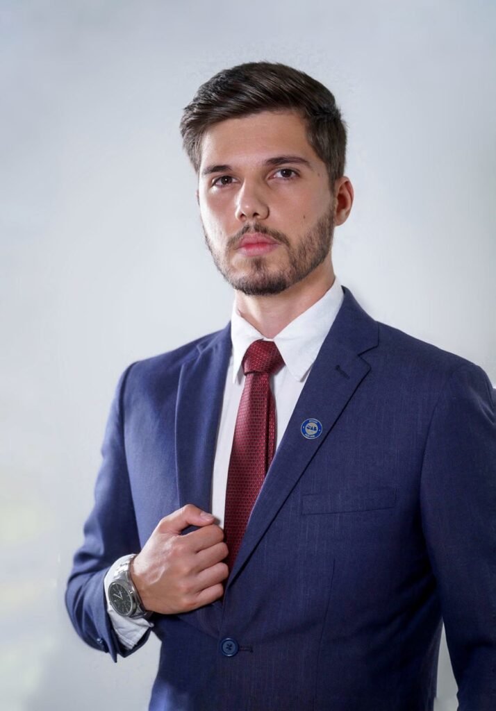 <p>Advogado Guilherme Augusto</p>