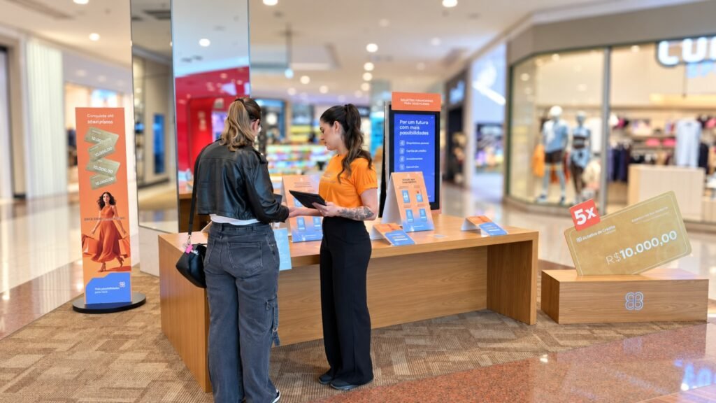 <p>Até o dia 1º de novembro, o Esquenta de Natal Premiado sorteará cinco vales-compras de R$ 10 mil cada<br />
Crédito: Divulgação/RibeirãoShopping</p>